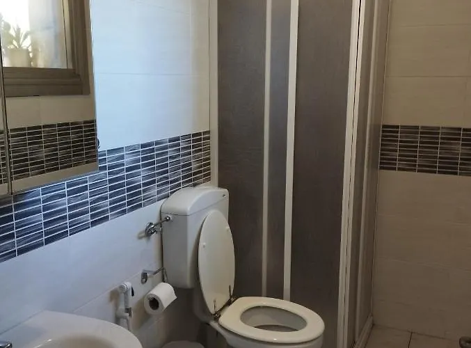 Appartamento Spazioso In Mazzini Bologna